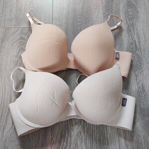 Lot of 2 Vince Camuto Light Push Up Underwire Bras Size 38C